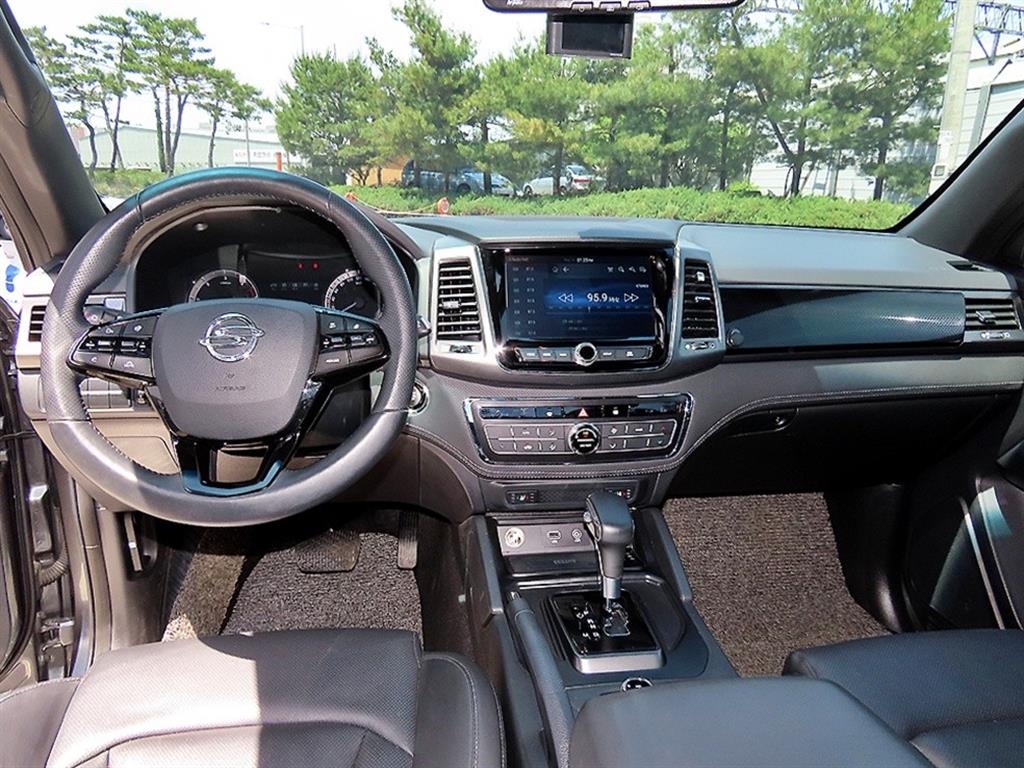 Ssangyong Rexton - Vista 7
