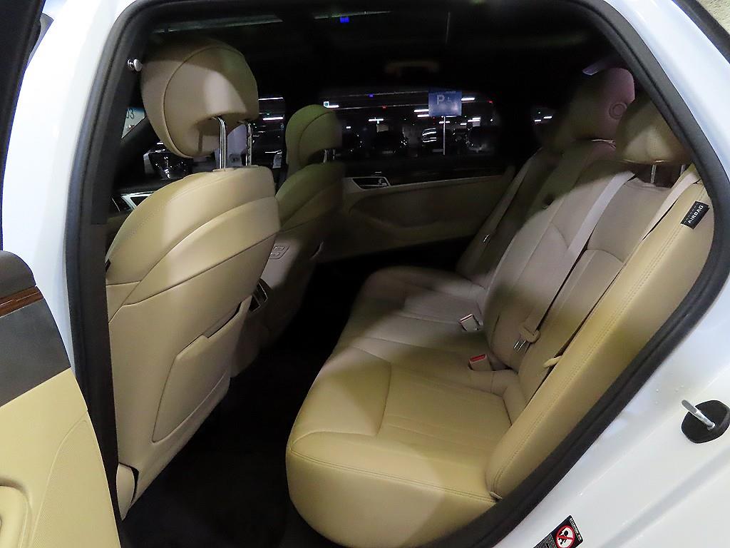 Genesis G80 - Vista 7