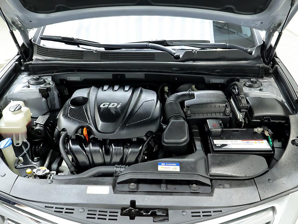 HYUNDAI Grandeur 2011 Gris - Importación desde Corea - HF Imports Iquique - Foto 7
