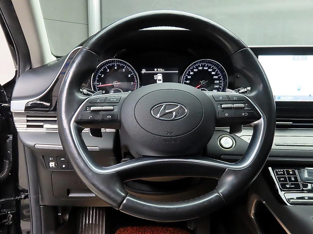 HYUNDAI Grandeur - Vista 9