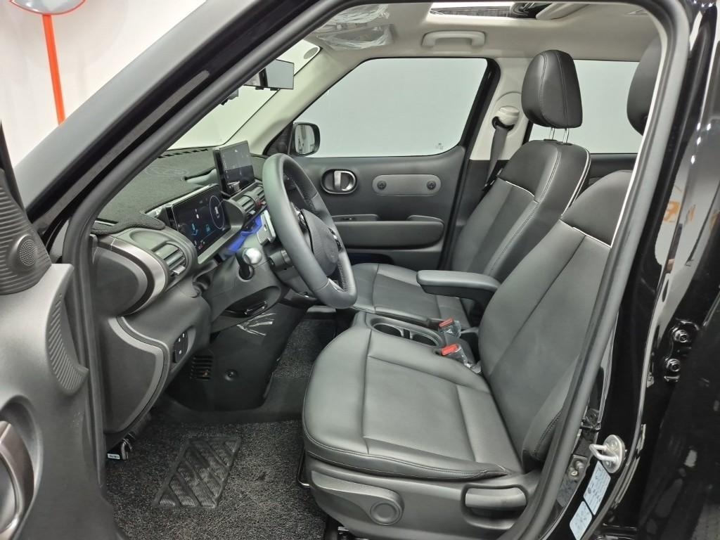 HYUNDAI Casper - Vista 11