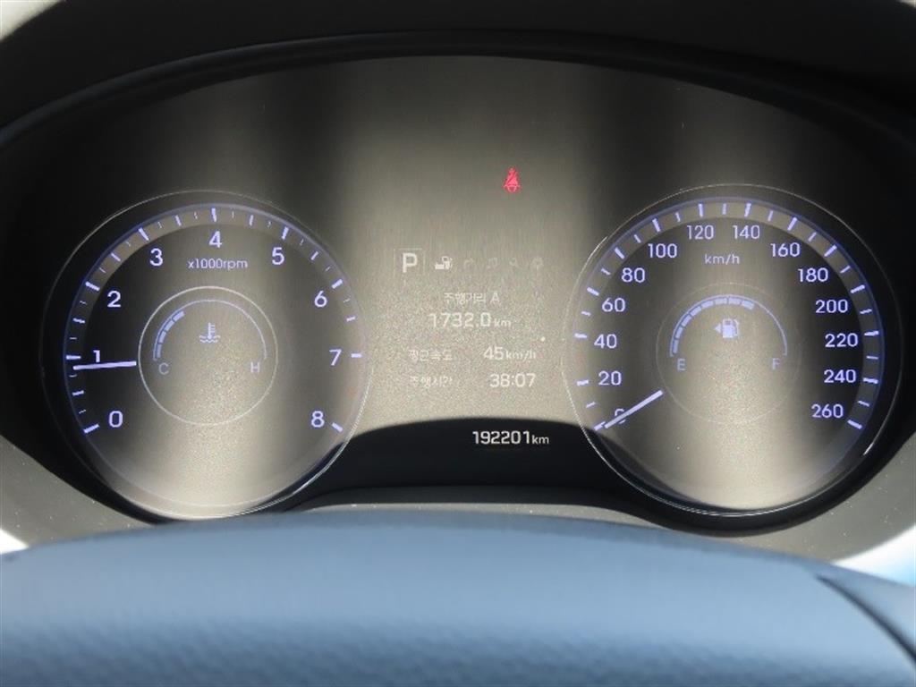 HYUNDAI Aslan - Vista 9