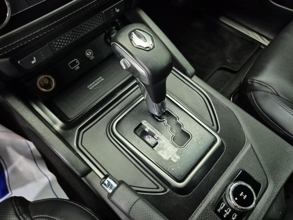 Ssangyong Rexton - Vista 8