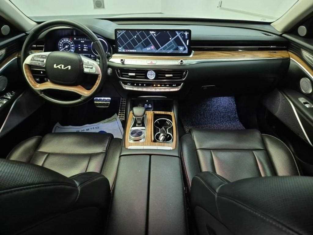 KIA K9 - Vista 7