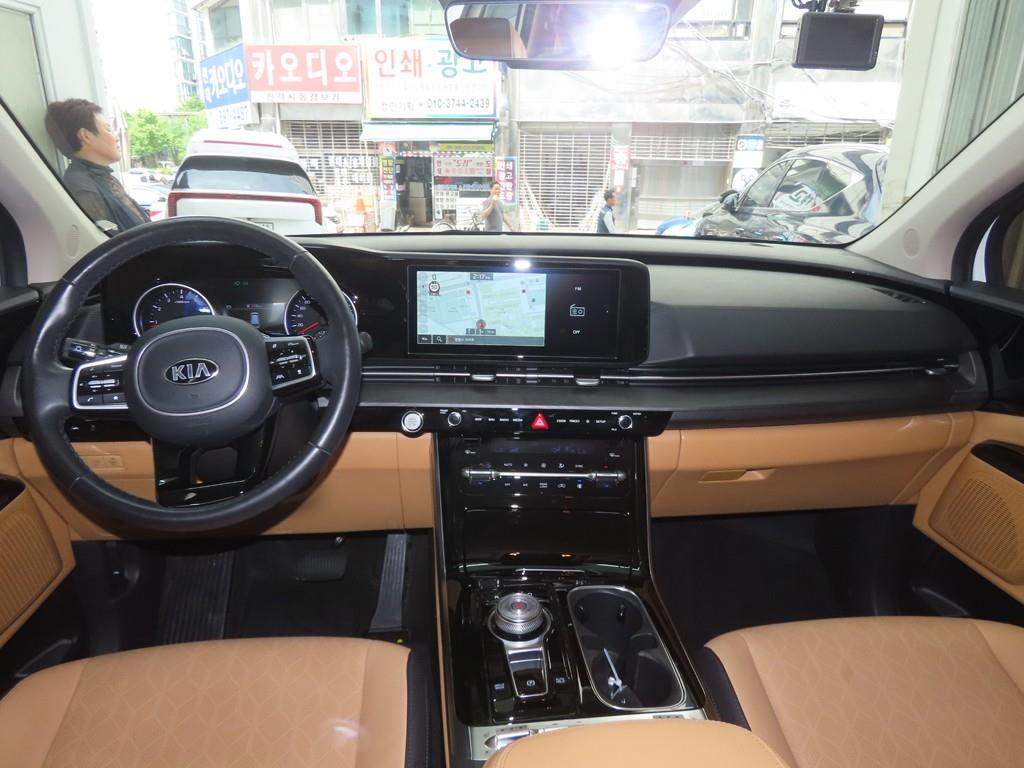 KIA Carnival - Vista 7