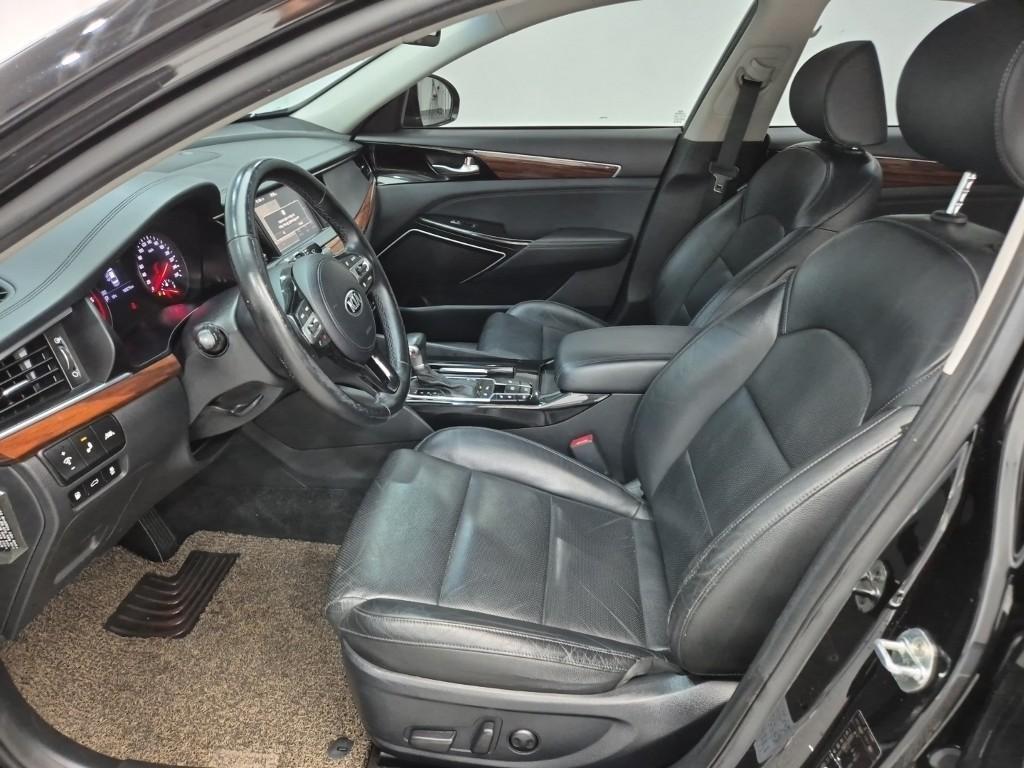 KIA K7 - Vista 10