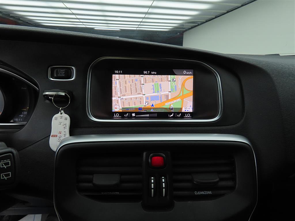 Volvo V40 2019 Blanco - Importación desde Corea - HF Imports Iquique - Foto 16