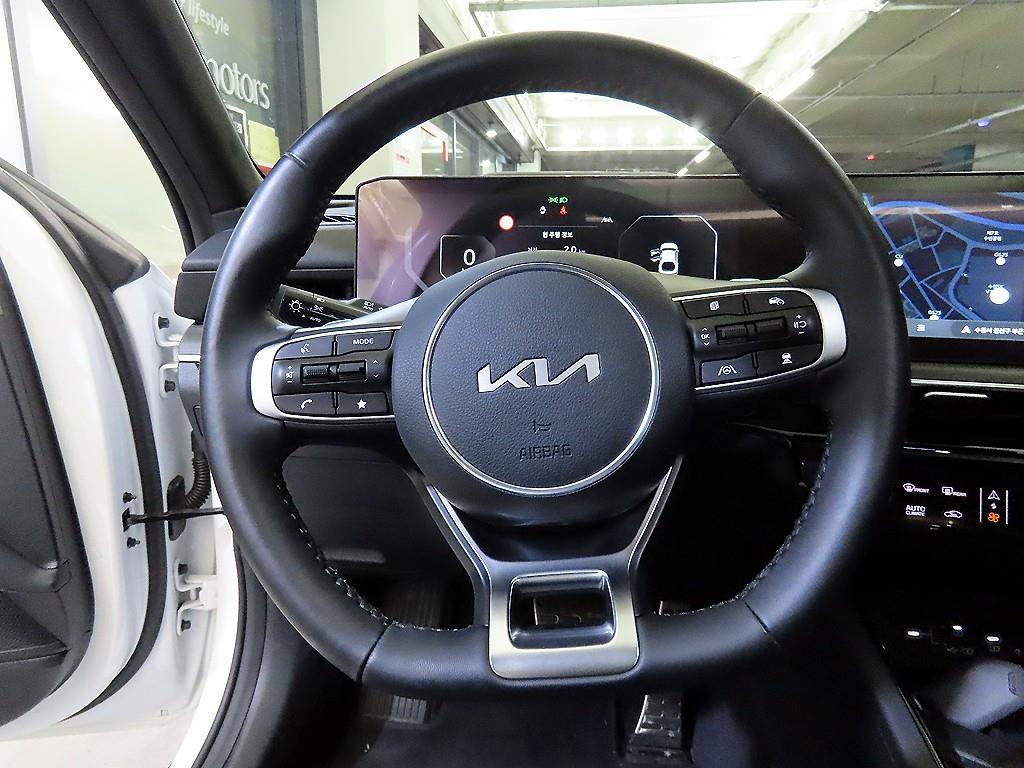 KIA K5 - Vista 8