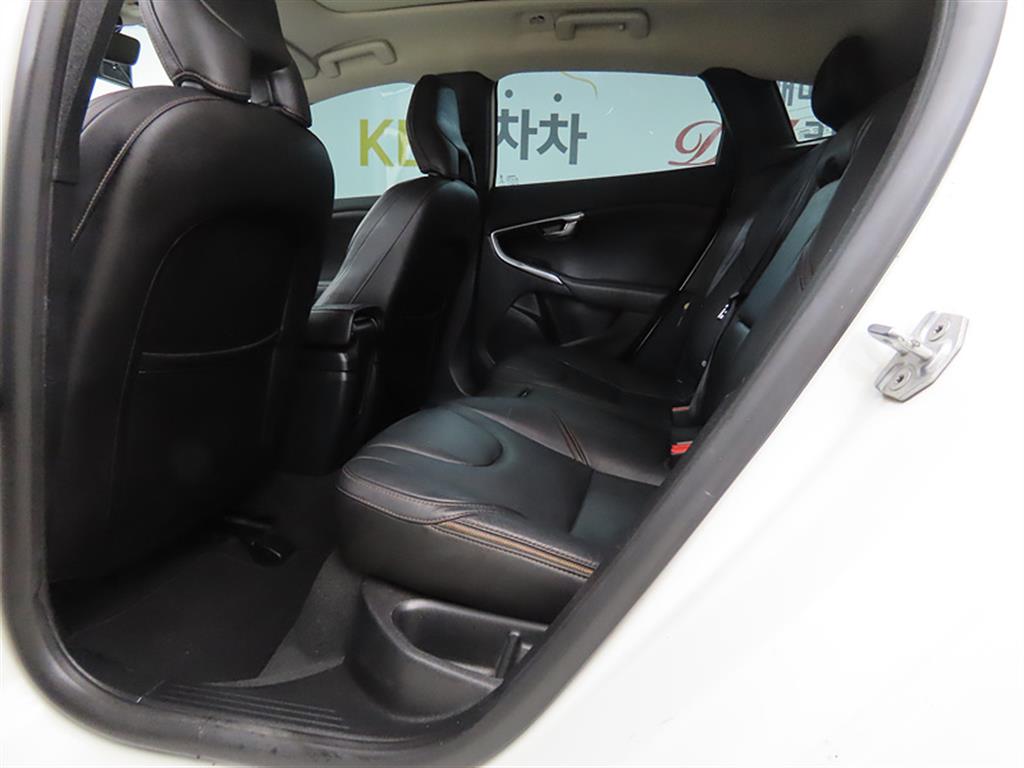 Volvo V40 - Vista 6