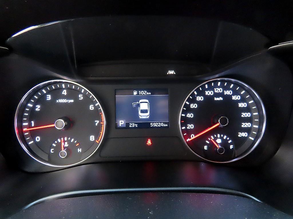 KIA K3 - Vista 9