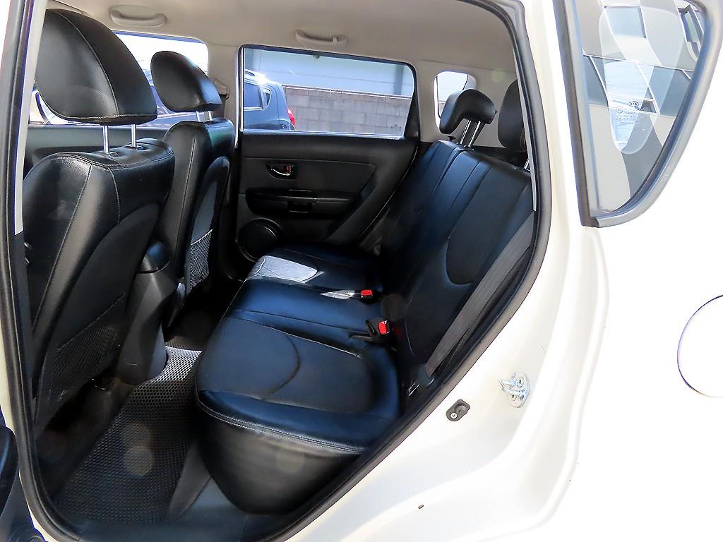 KIA Soul - Vista 6