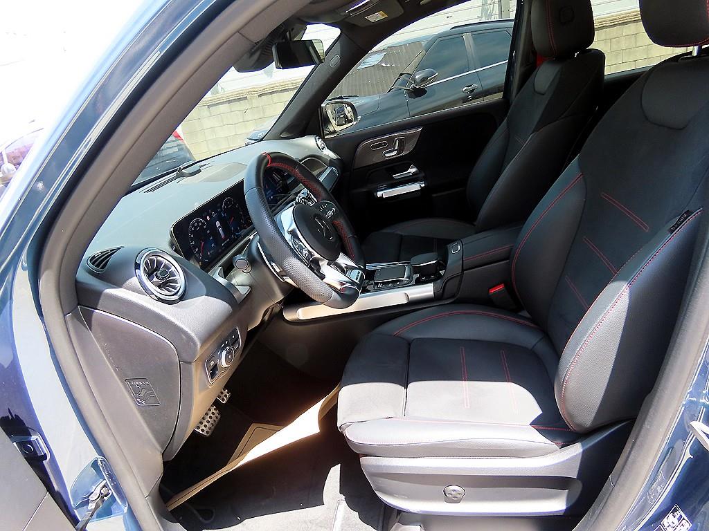 Mercedes Benz GLB Class - Vista 5
