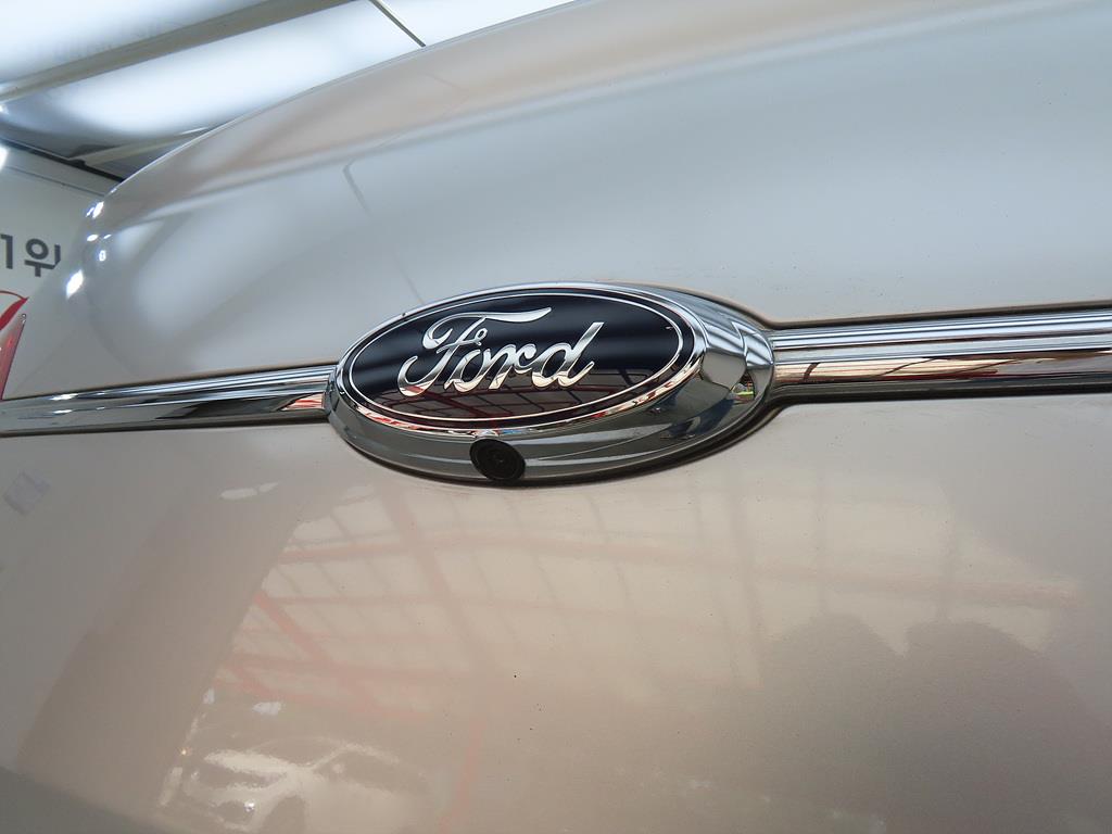 Ford Torus 2016 Plateado - Importación desde Corea - HF Imports Iquique - Foto 17