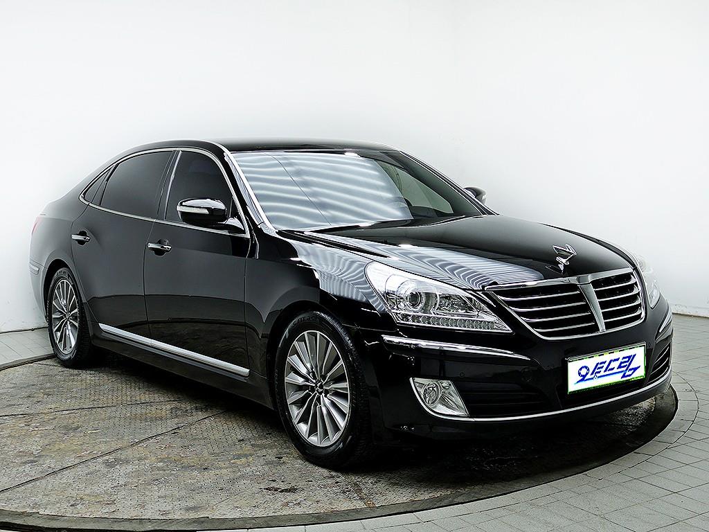 HYUNDAI Equus - Vista 3