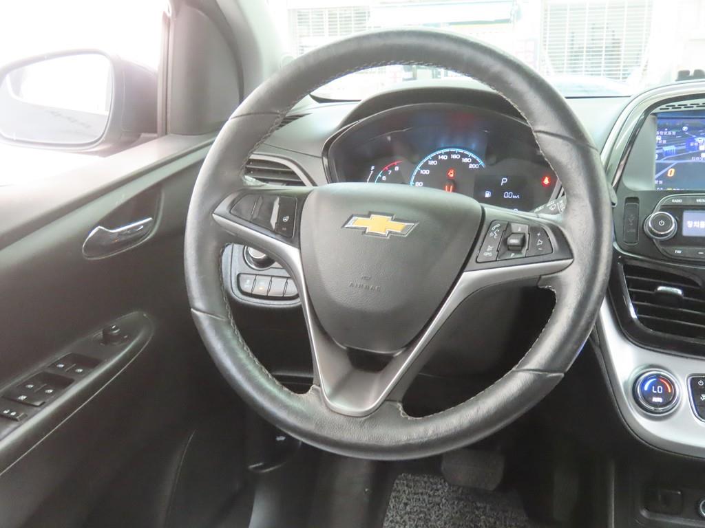 Chevrolet Spark 2018 Gris - Importación desde Corea - HF Imports Iquique - Foto 18