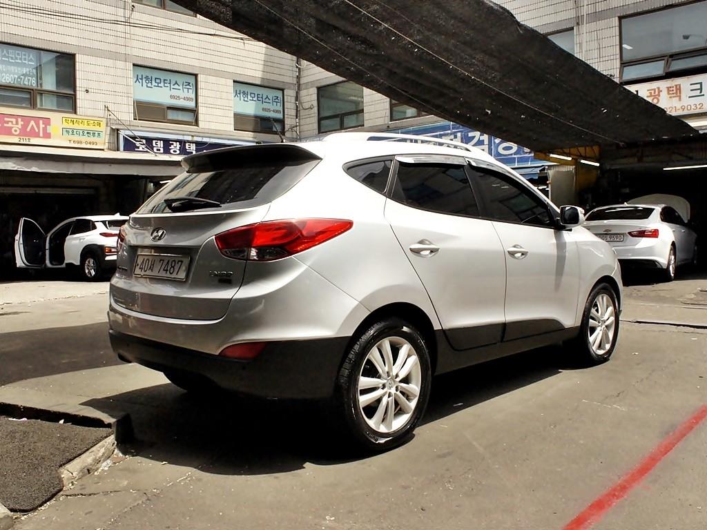HYUNDAI Tucson - Vista 7