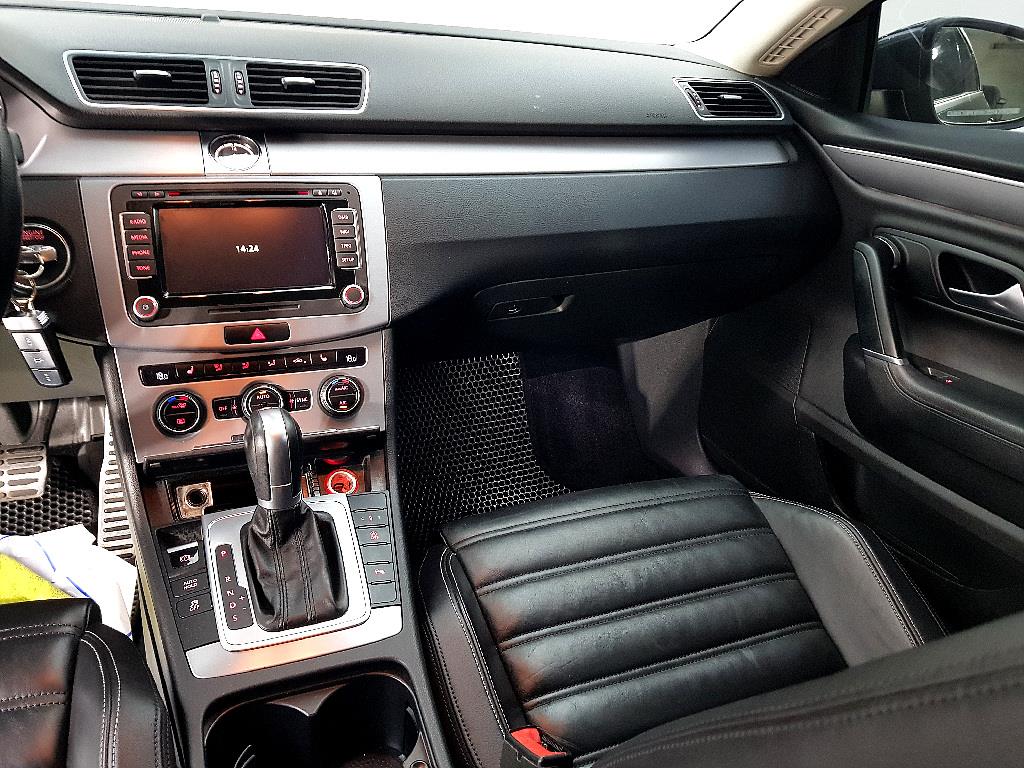 Volkswagen CC - Vista 10