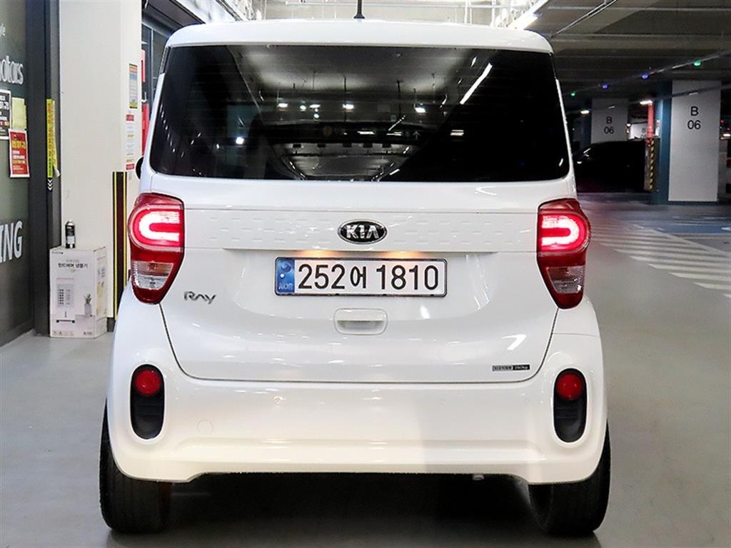 KIA Ray - Vista 5