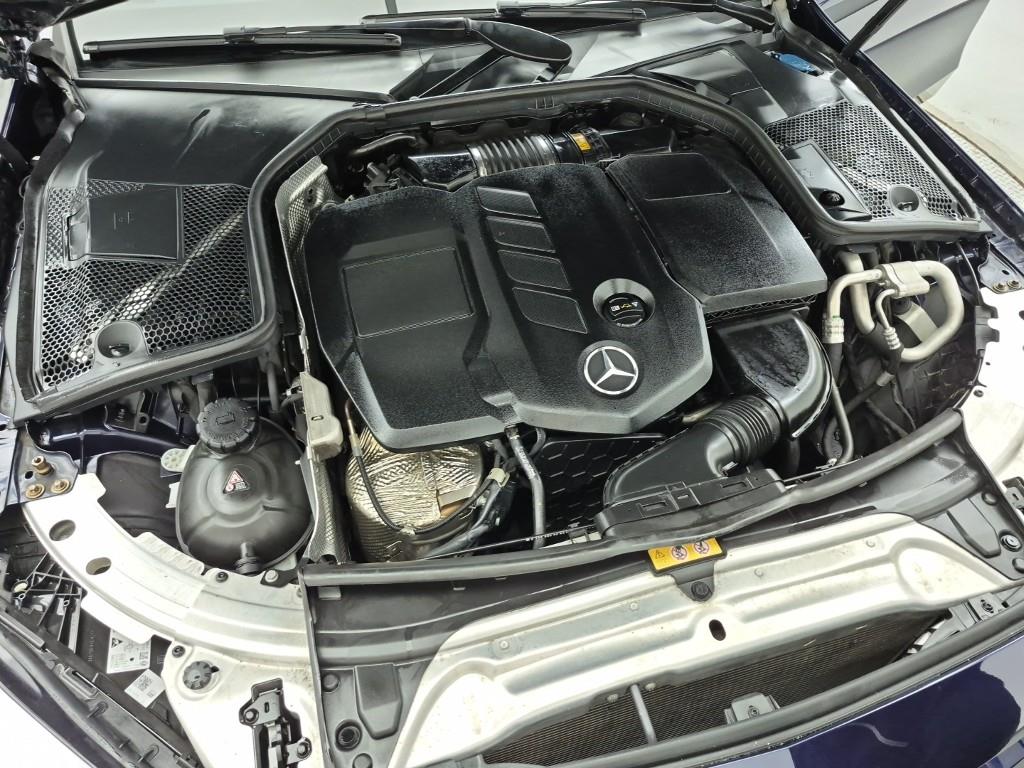 Mercedes Benz C Class - Vista 6