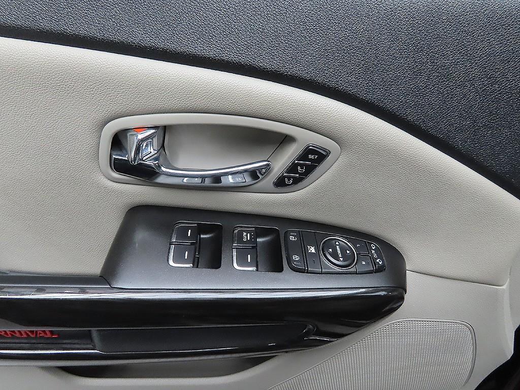 KIA Carnival 2019 Negro - Importación desde Corea - HF Imports Iquique - Foto 11