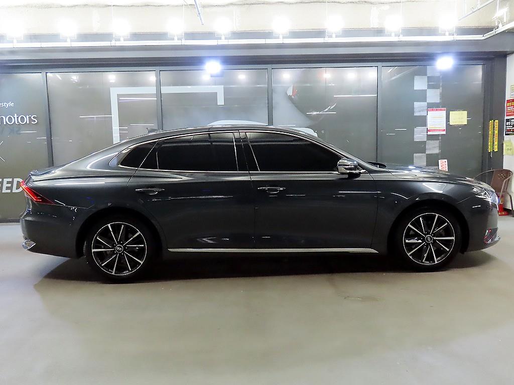 HYUNDAI Grandeur - Vista 3