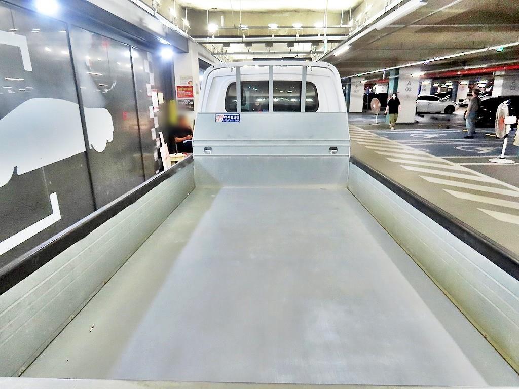 Small Truck Cargo (small) - Vista 6