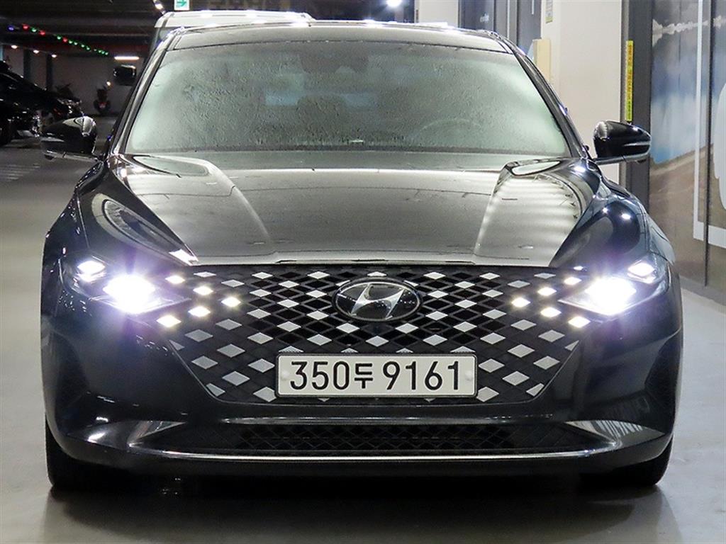 HYUNDAI Grandeur - Vista 2
