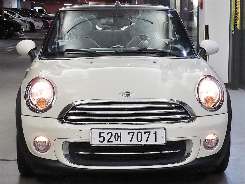 Mini Cooper Convertible - Vista 7