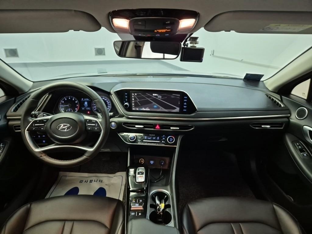 HYUNDAI Sonata - Vista 7