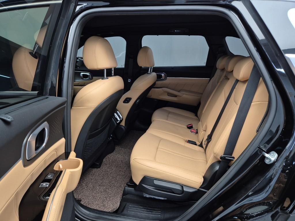 KIA Sorento - Vista 12