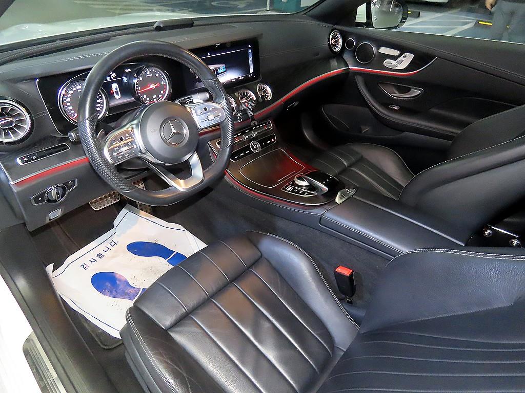 Mercedes Benz E class - Vista 12