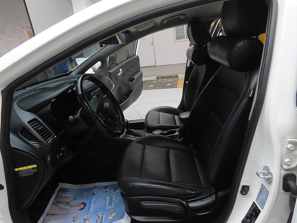 KIA K3 2013 Blanco - Importación desde Corea - HF Imports Iquique - Foto 13