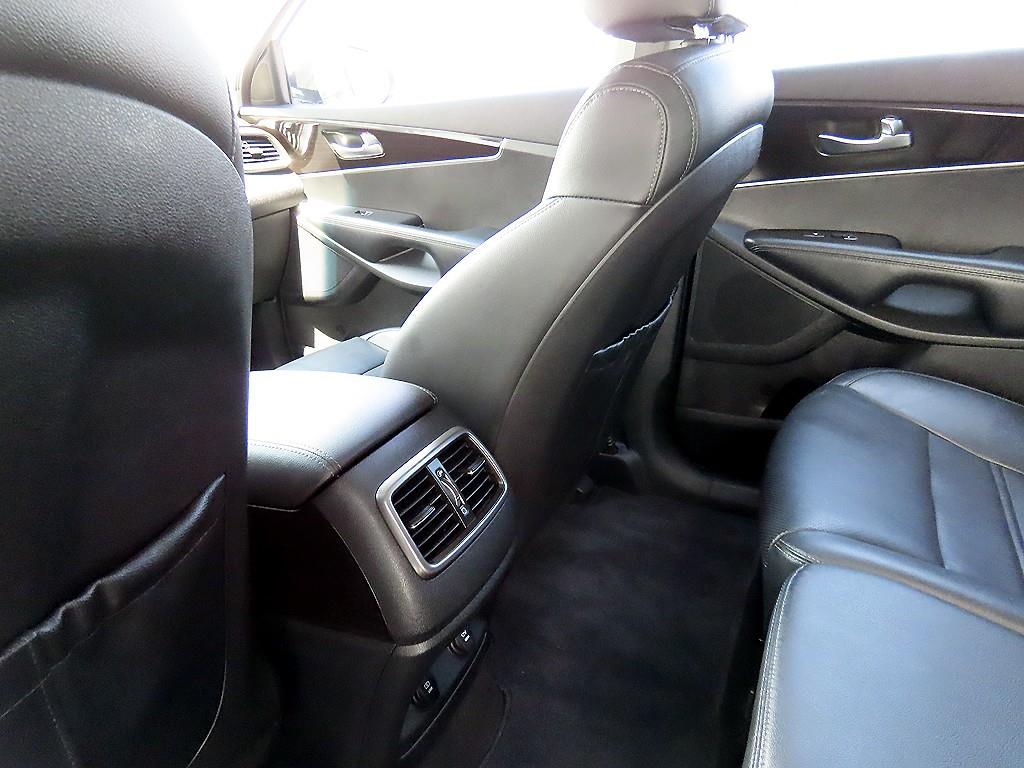 KIA Sorento 2018 Blanco - Importación desde Corea - HF Imports Iquique - Foto 17
