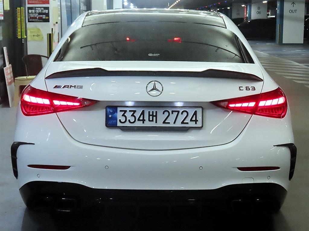 Mercedes Benz C Class - Vista 5