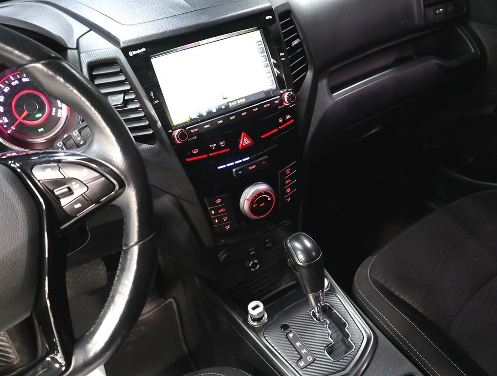 Ssangyong Tivoli - Vista 11