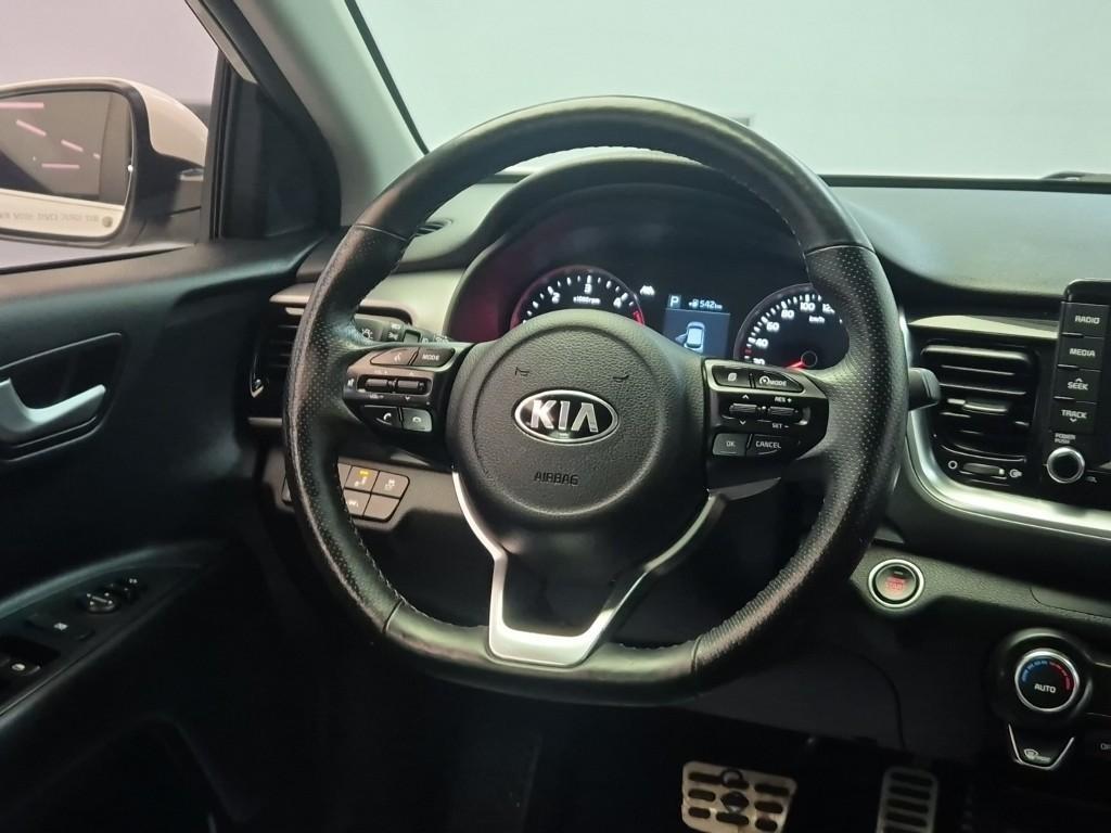 KIA Stonic - Vista 9