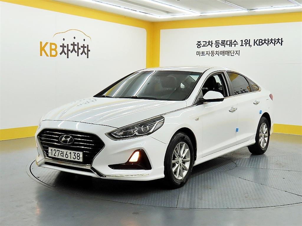 HYUNDAI Sonata - Vista 2