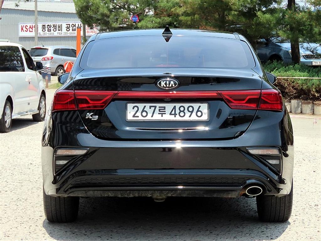 KIA K3 - Vista 4