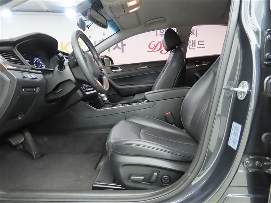 HYUNDAI Sonata - Vista 5
