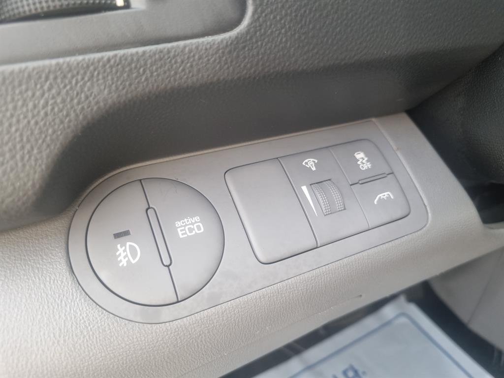 HYUNDAI Starex 2016 Plateado - Importación desde Corea - HF Imports Iquique - Foto 15