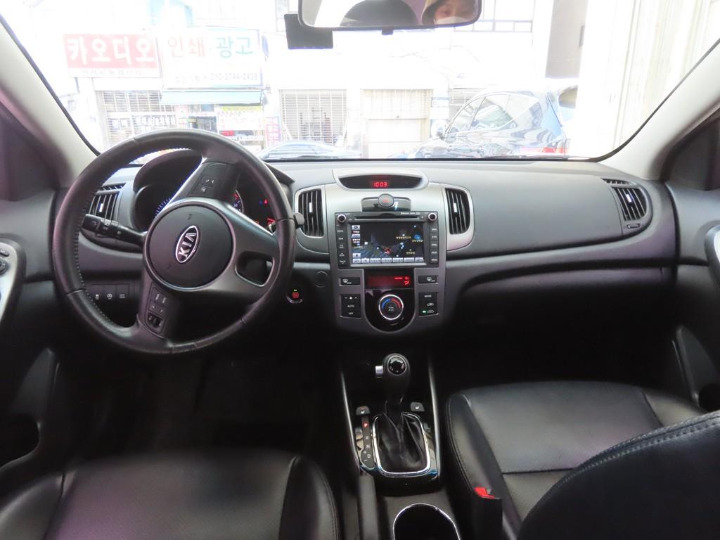 KIA Forte - Vista 7