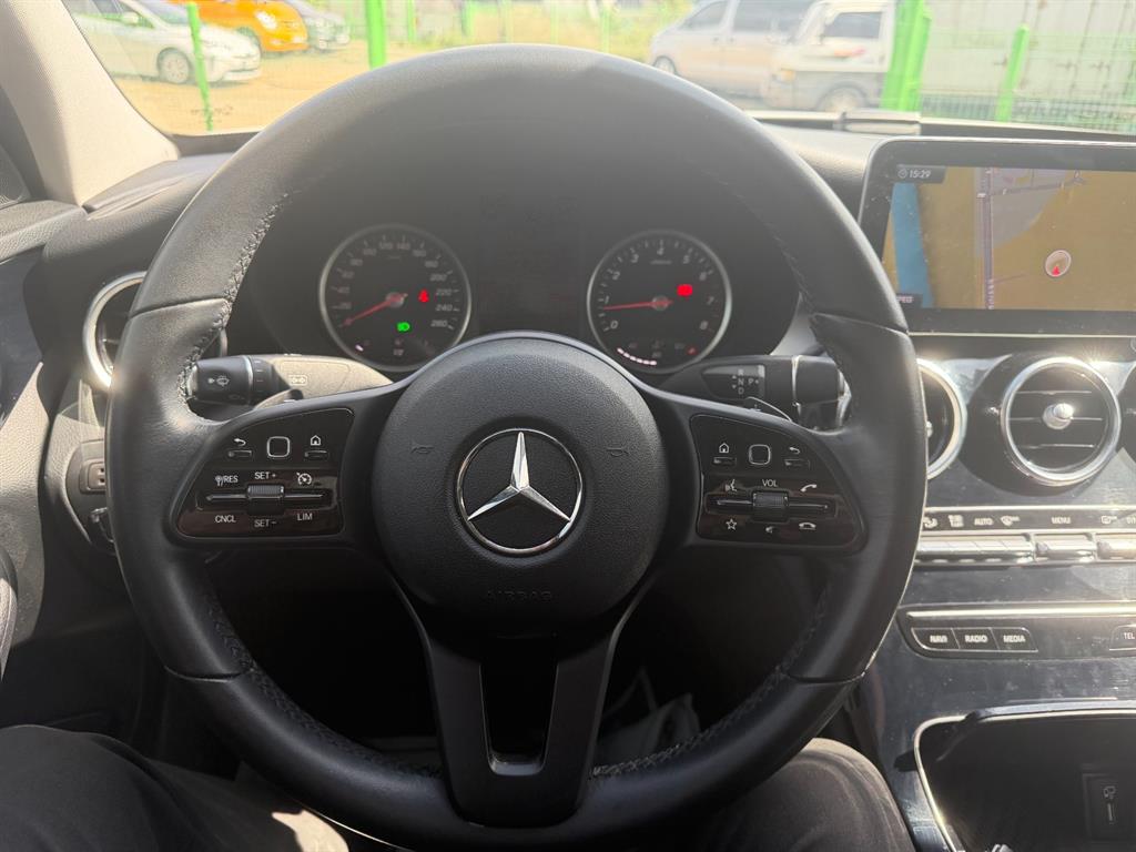 Mercedes Benz C Class - Vista 6