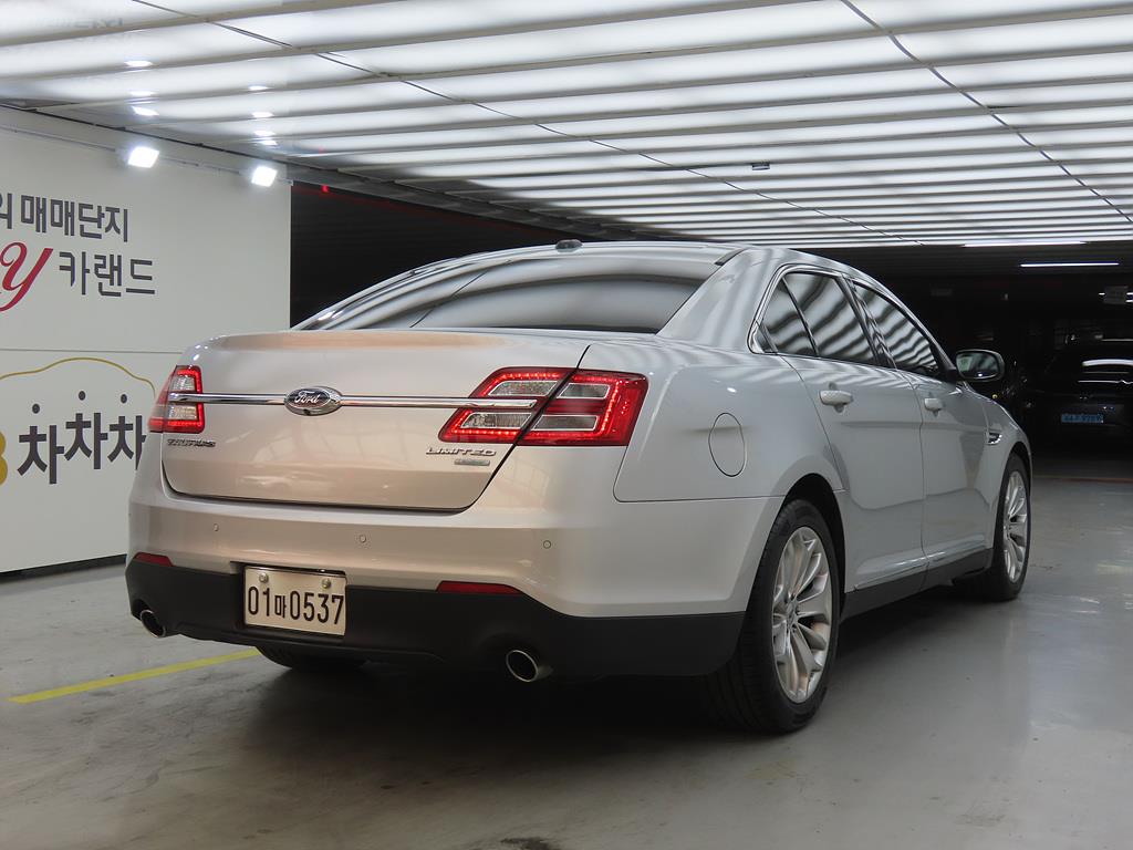 Ford Torus - Vista 4
