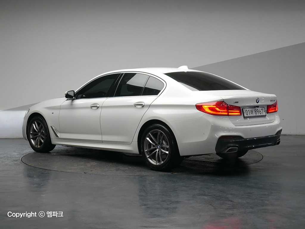 BMW 5 Series - Vista 2