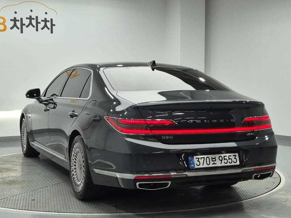 Genesis G90 - Vista 2