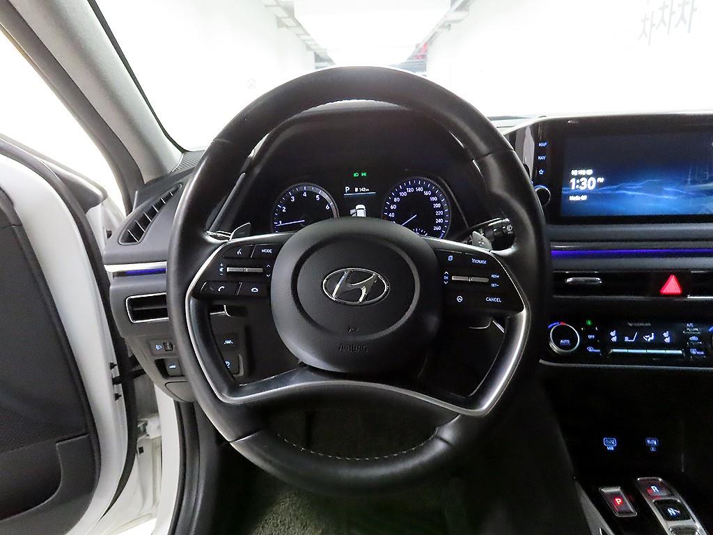 HYUNDAI Sonata - Vista 7