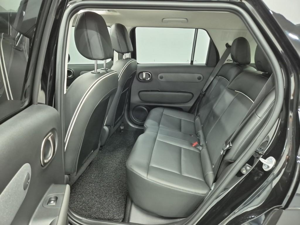 HYUNDAI Casper - Vista 12