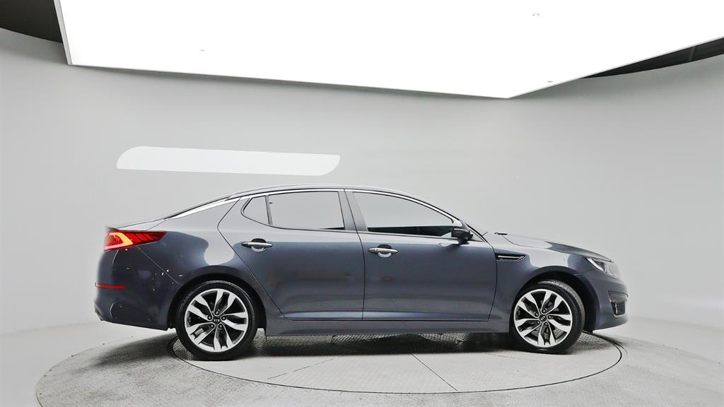 KIA K5 - Vista 7