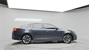 KIA K5 - Vista 8