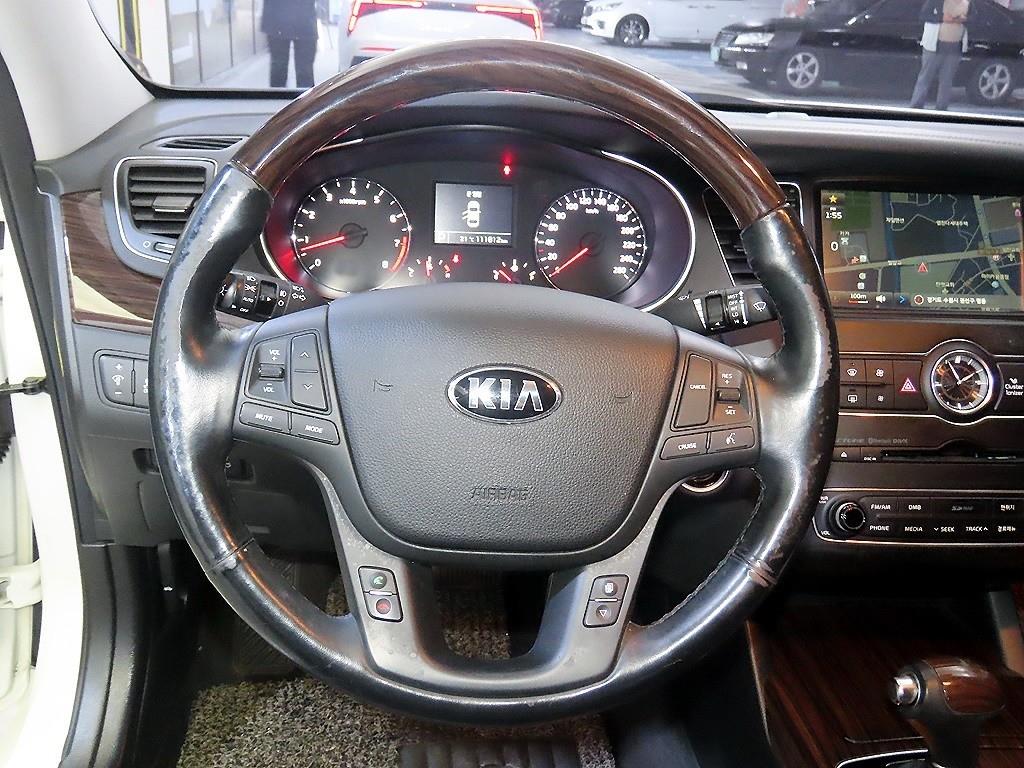 KIA K7 - Vista 8